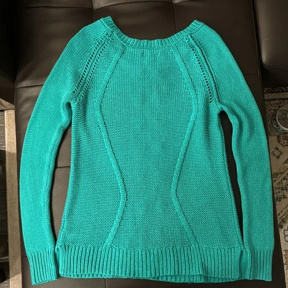 Apt. 9 Sweater - Picture 2 of 3